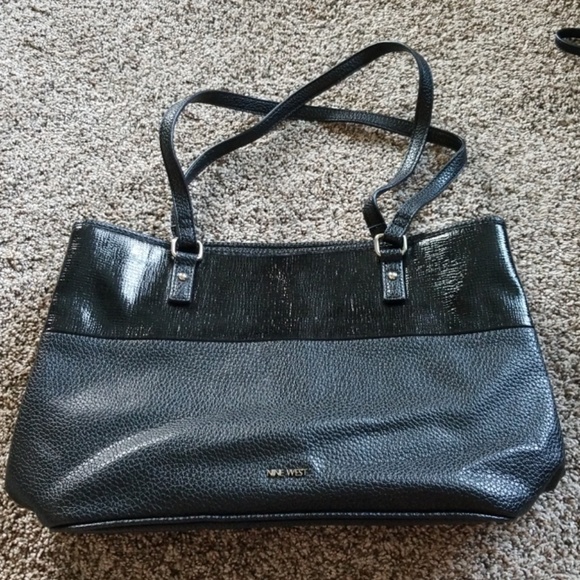 Black leather purse - Picture 1 of 3